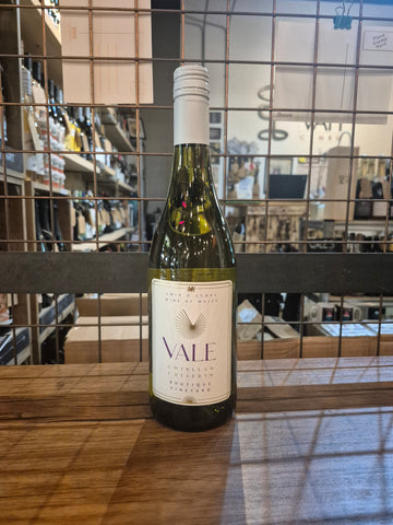 The Vale Vineyard (Gwinllan y Dyffryn) White Solaris, 2023